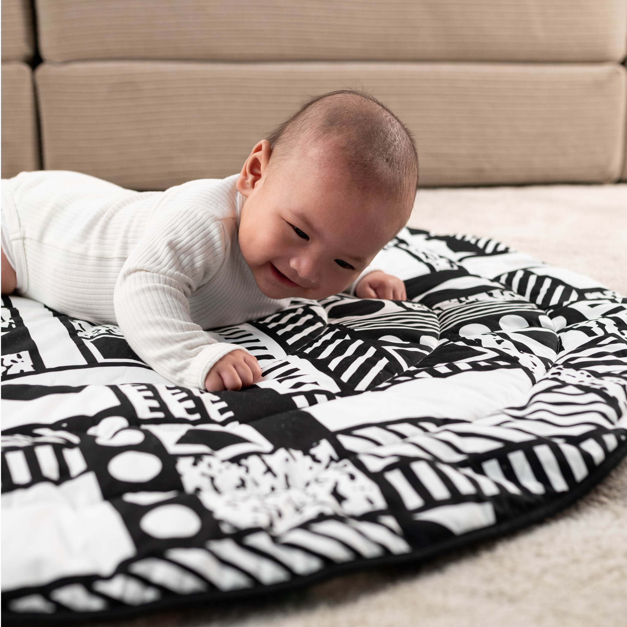 Etta Loves ETTA LOVES X WALALA - PLAYMAT and HANGING SQUARES BUNDLE - For Babies' First Year 2