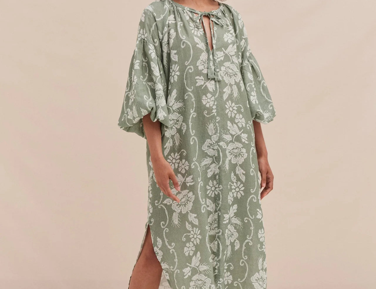 Desmond & Dempsey Blouson Sleeve Kaftan Sage 1