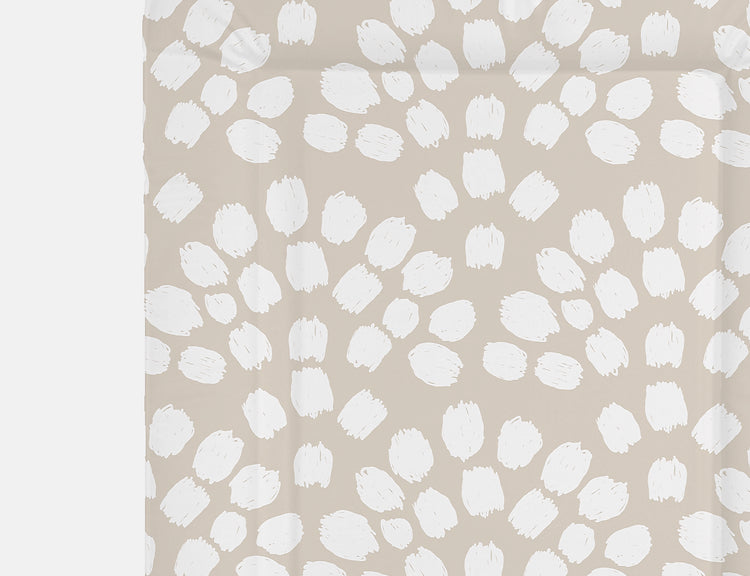 Ralphie Bear Scallop Table Changing Mat 2