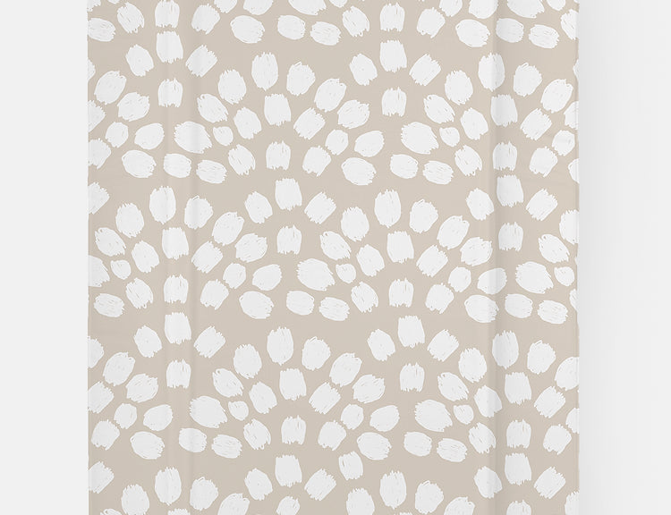 Ralphie Bear Scallop Table Changing Mat 1