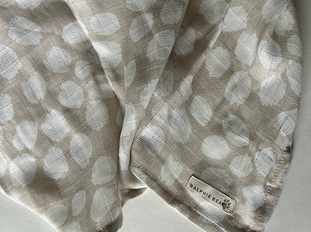 Ralphie Bear Large Swaddle Muslin - Scallop 1