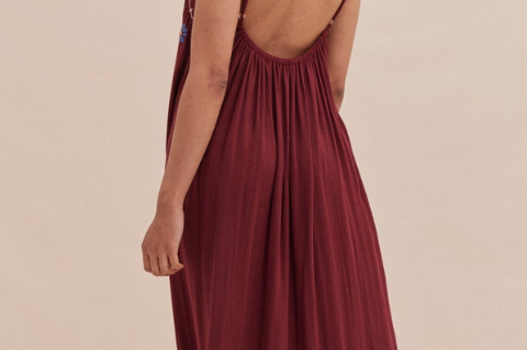 Desmond & Dempsey Square Dress - Dorothea Cross Stitch Burgundy 6