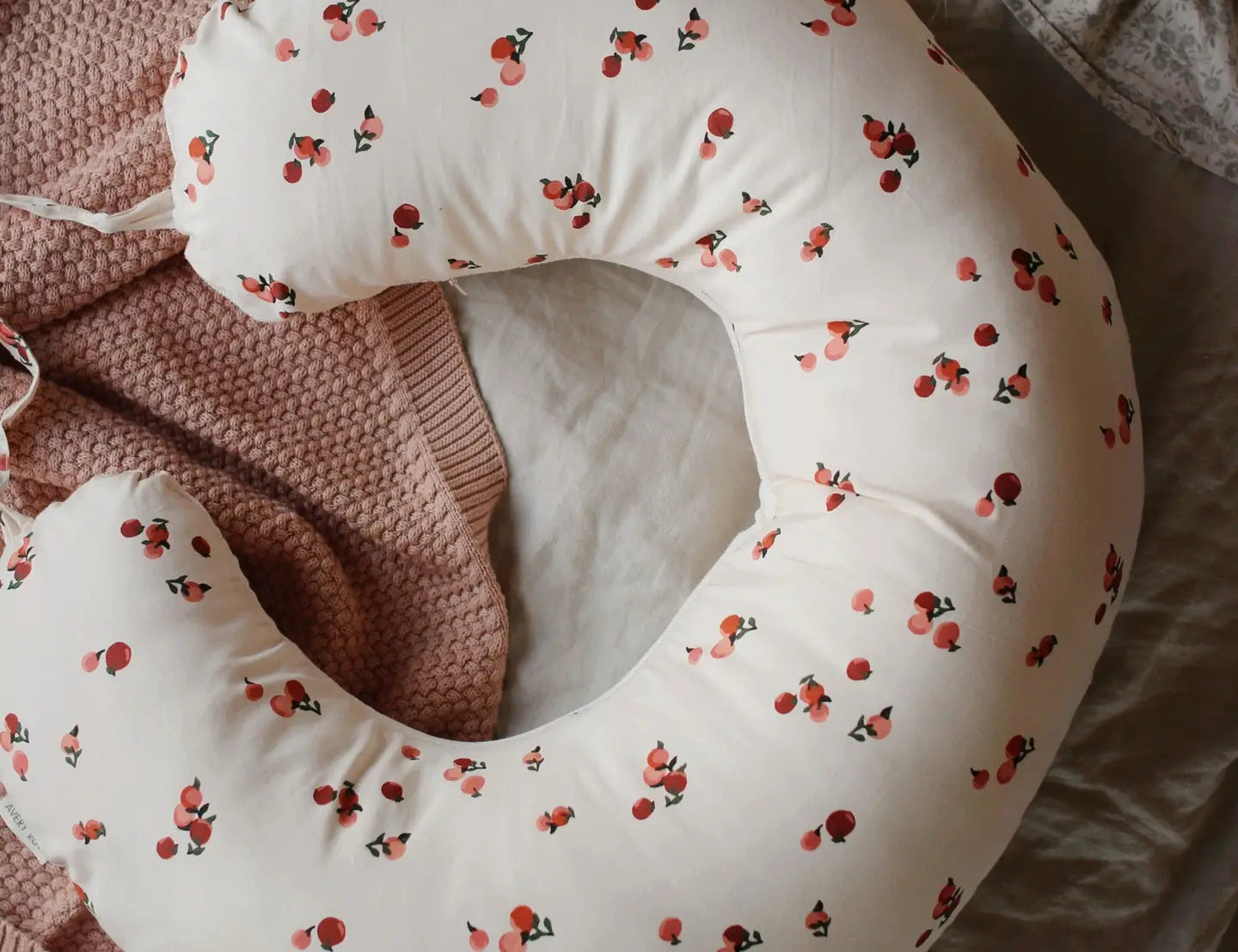 Avery Row Nursing Pillow - Peaches 1
