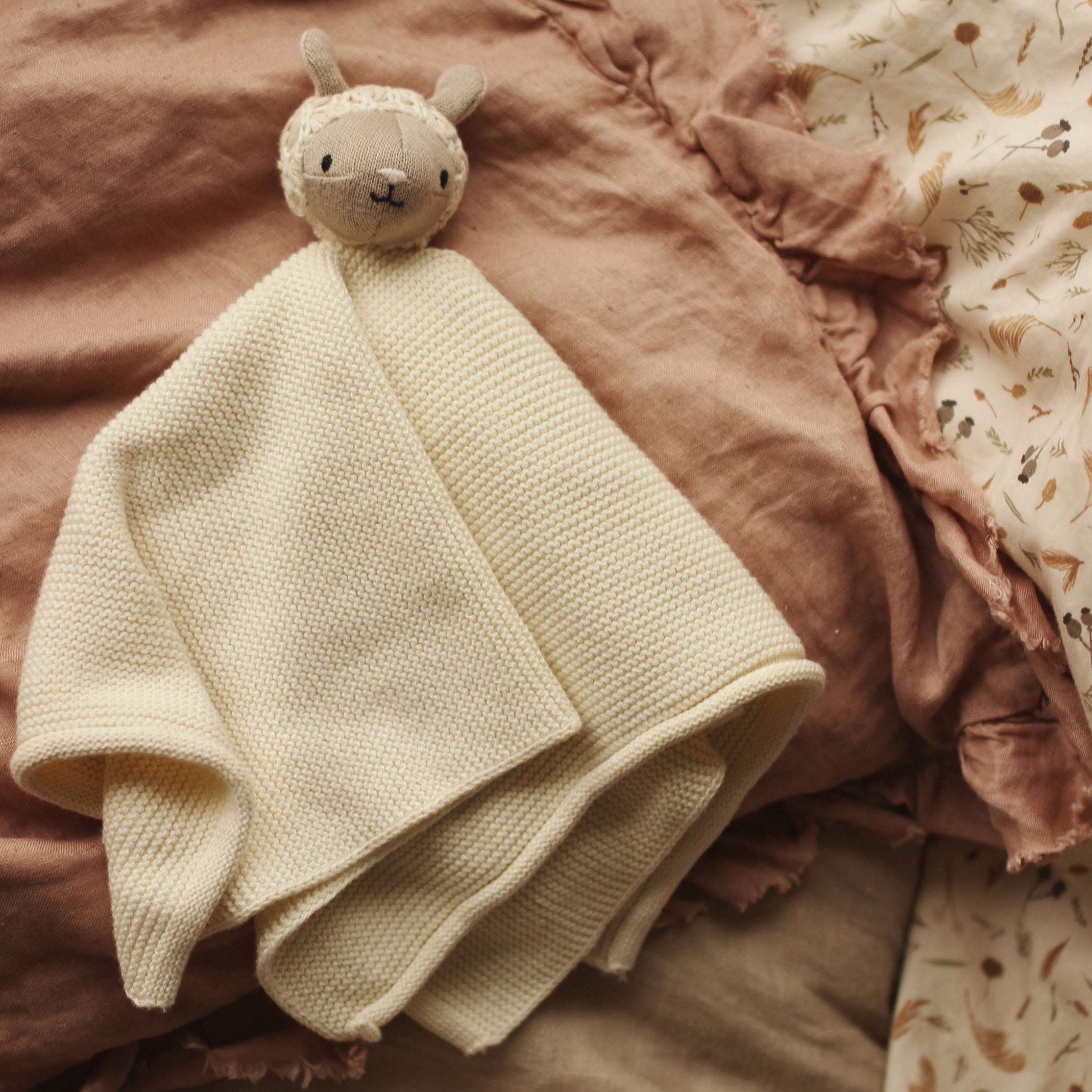 Avery Row Cuddle Cloth - Farm Friends, Sheep 2