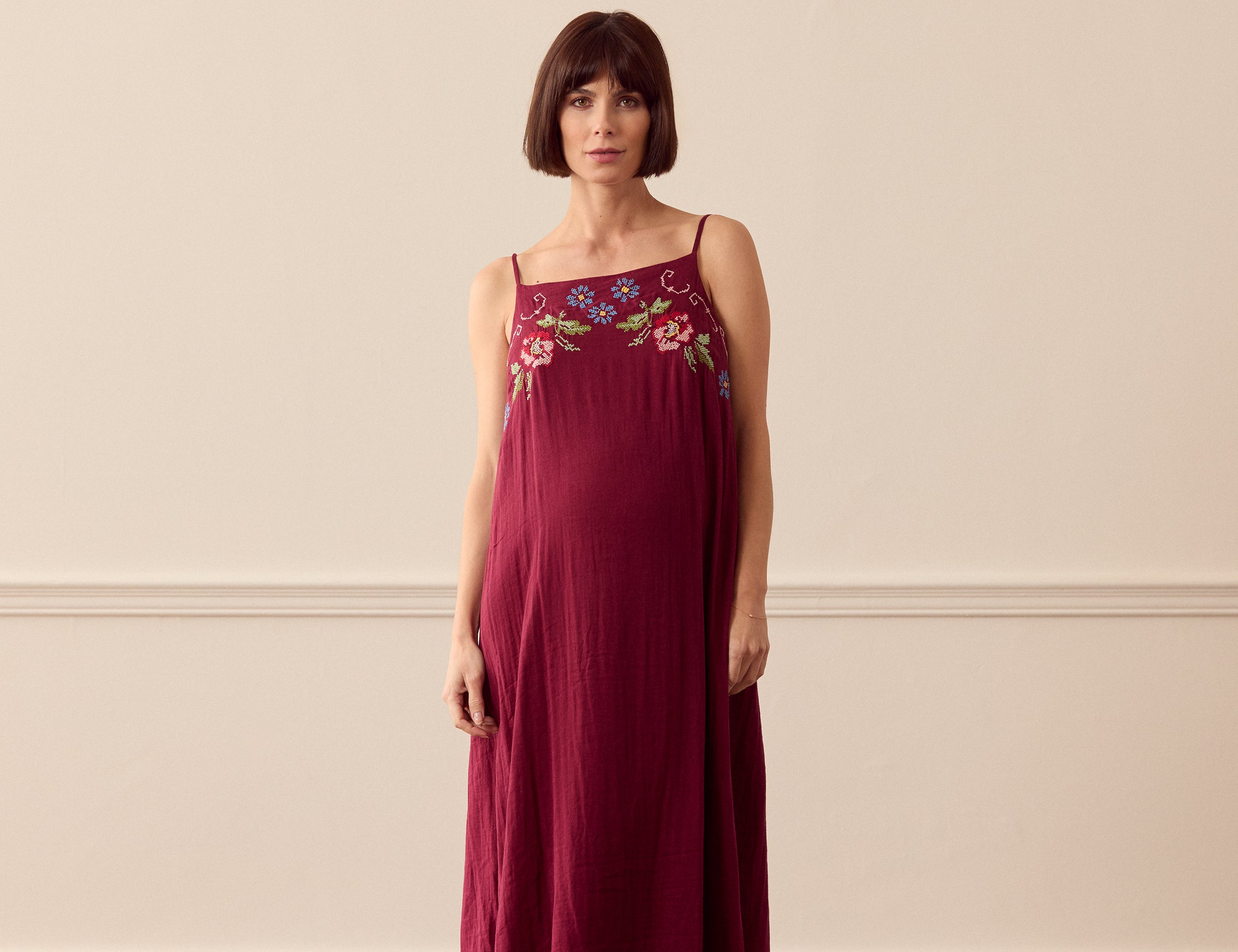 Desmond & Dempsey Square Dress - Dorothea Cross Stitch Burgundy 1
