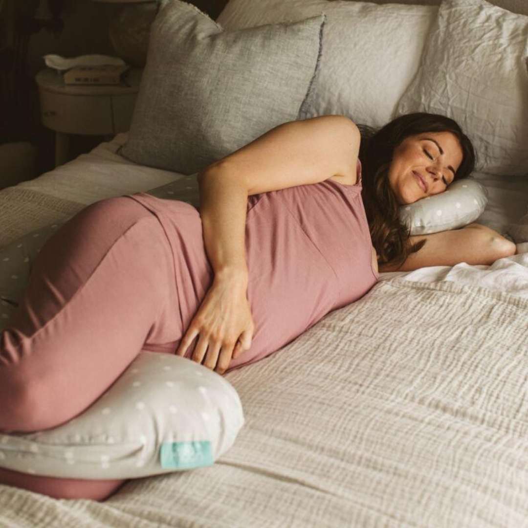 Bellamoon Pregnancy & Nursing (3-in-1) Pillow - Dotted 3
