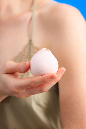 HANX Cindy Clitoral Vibrator 1