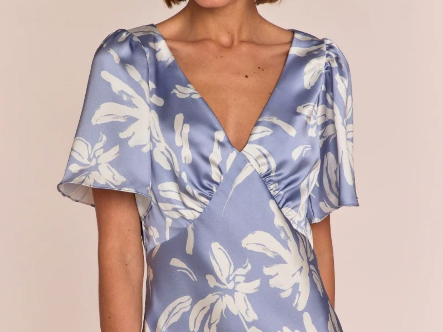 Model wearing Rewritten Ellis Dress in Blue Lily Print