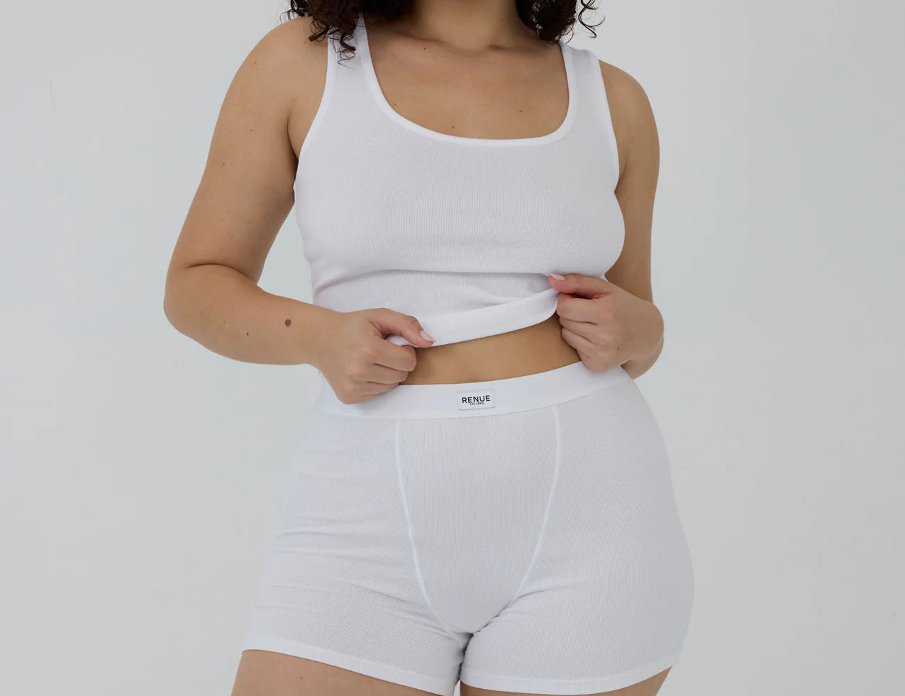 RENUE Ribbed Boyfriend Shorts - White 1