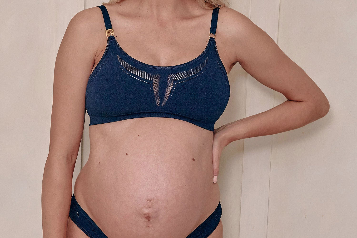 The Mutha Project The Scoop Bra - Navy 4
