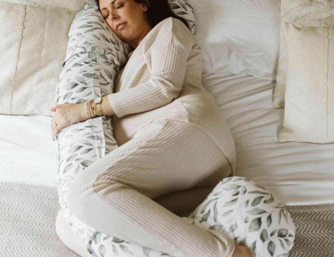 Bellamoon Pregnancy & Nursing (3-in-1) Pillow - Waterleaves 2