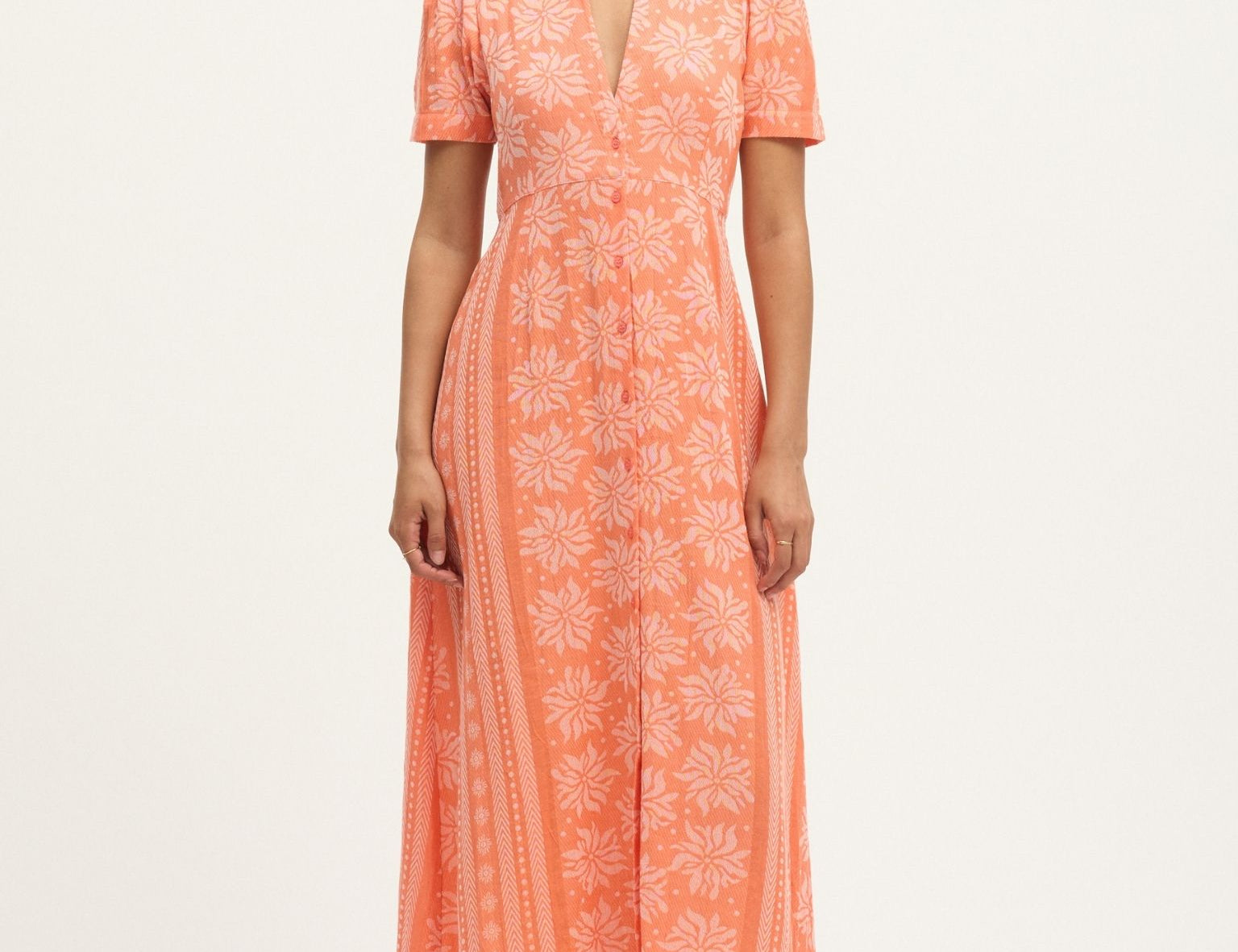 Deborah Waffle Midi Dress in Camelia by Summery Copenhagen – relaxed pink cotton summer dress with button front, great for pregnancy and breastfeeding
