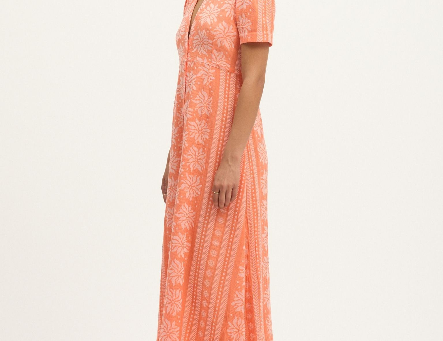 Deborah Waffle Midi Dress in Camelia by Summery Copenhagen – relaxed pink cotton summer dress with button front, great for pregnancy and breastfeeding