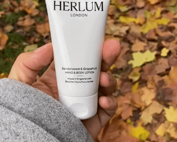 Herlum Hand & Body Lotion Sandalwood & Grapefruit | 50ml 3