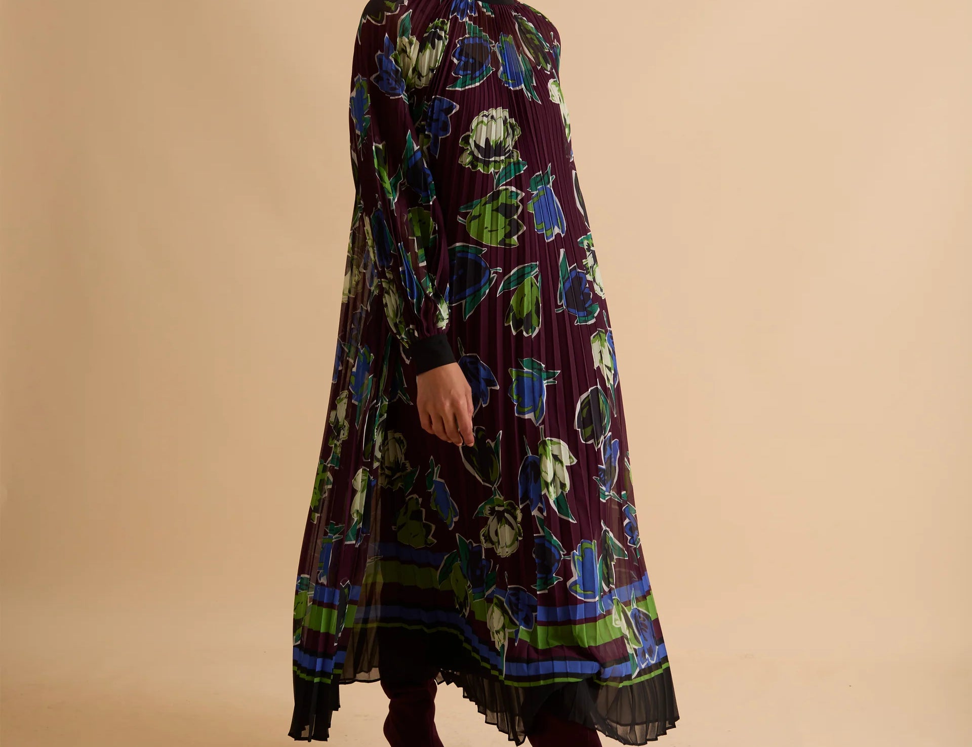 Florere Printed High Neck Pleated Midi Dress 1