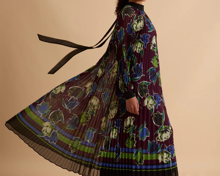 Florere Printed High Neck Pleated Midi Dress 6