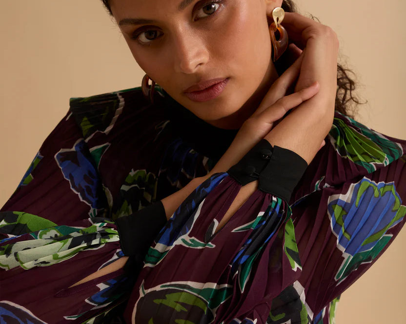Florere Printed High Neck Pleated Midi Dress 4