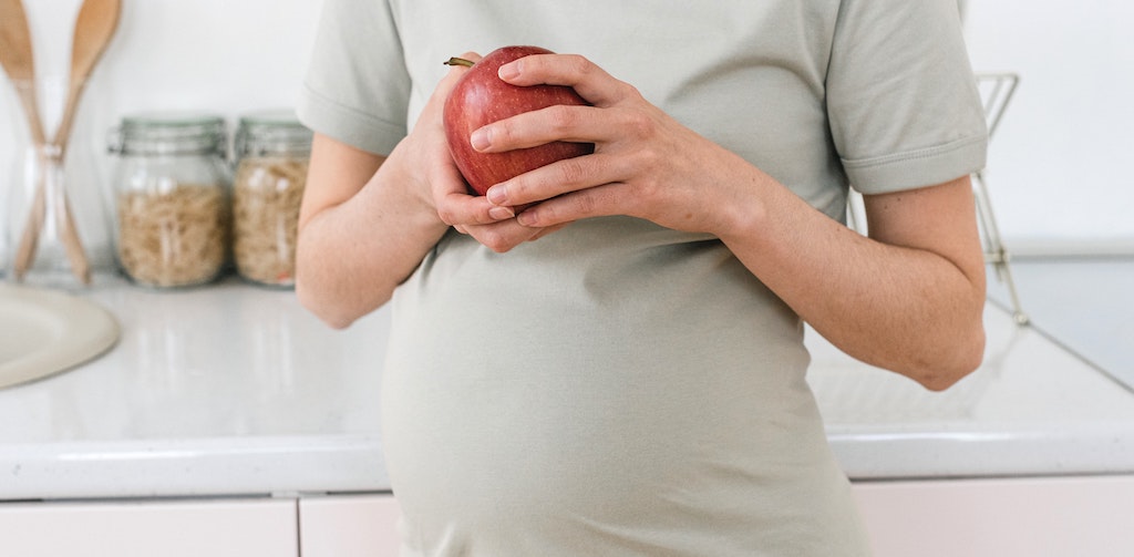 What to eat (and what not to) during pregnancy 
