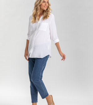 Pietro Brunelli 90s Straight Leg Maternity Jeans in a Dark-Wash