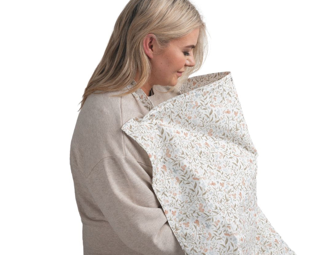 BellaMoon Feeding Pumping Privacy Cover Sweet Wild 1