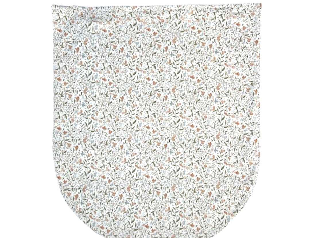 BellaMoon Feeding Pumping Privacy Cover Sweet Wild 2