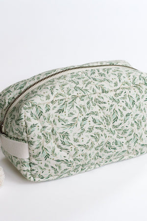 Ralphie Bear Quilted Washbag Willow 1