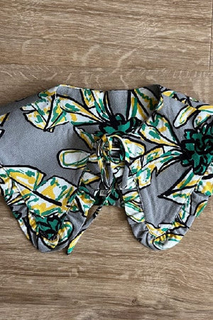 JOURNY Breastfeeding Cover Detachable Collar Margot Mummy Collar Green Abstract Linen Print 2
