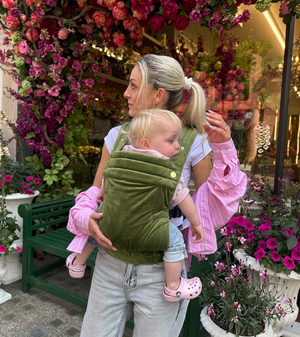 Bizzi Growin Velvet Baby Carrier Cedar Green 4