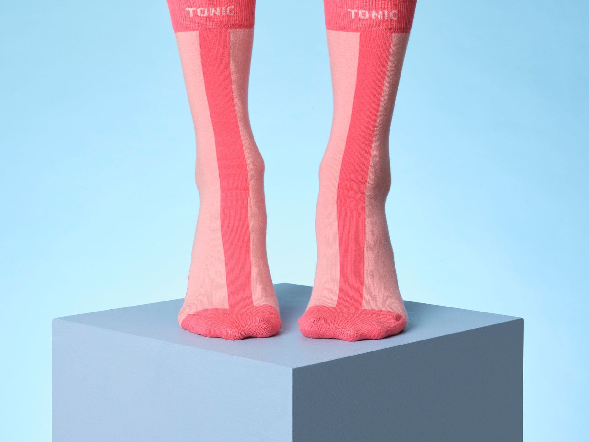 Tonic London Colour Pop Hospital Socks Pink 1