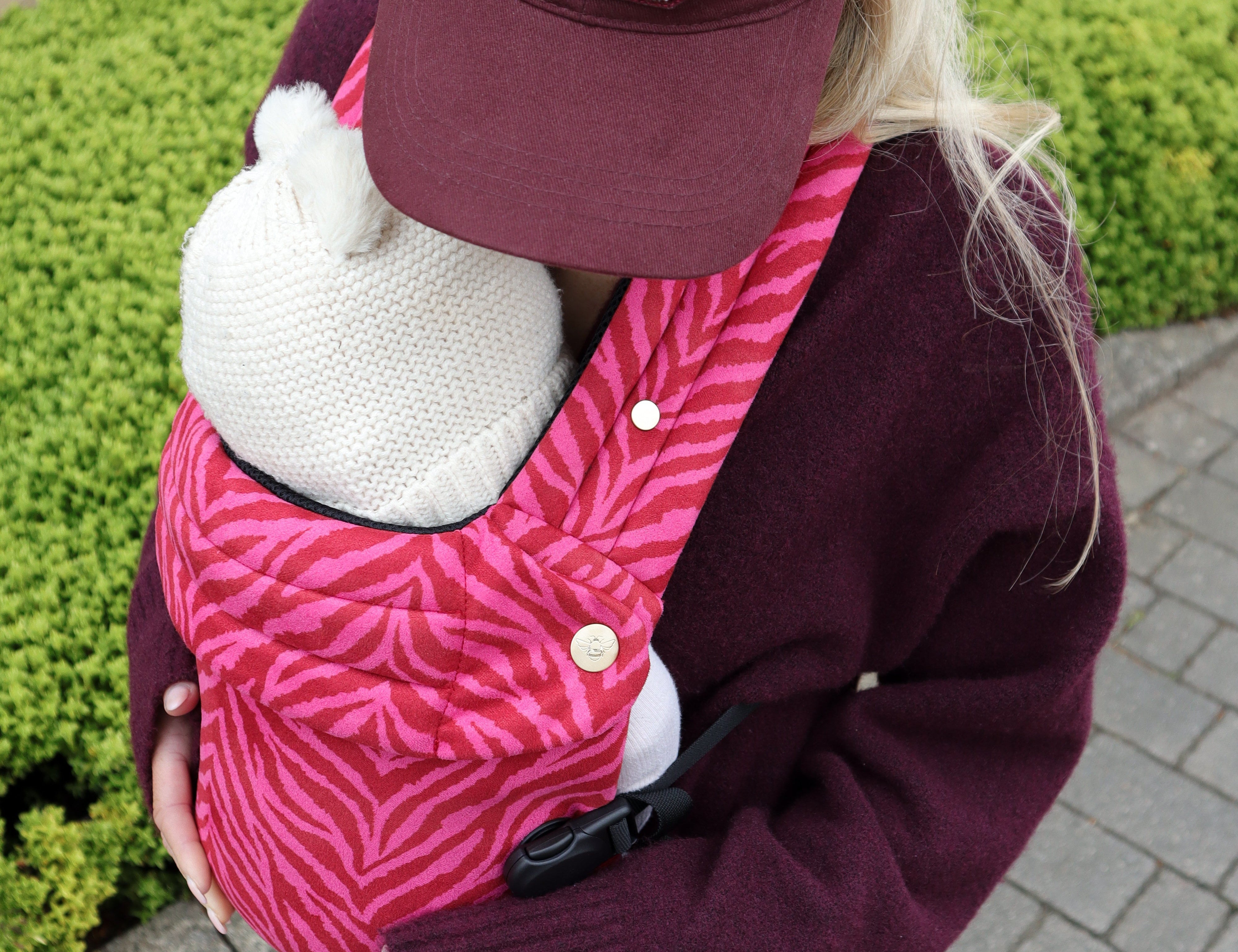 Bizzi Growin Nomad Air Animal Print Baby Carrier Flaming Zebrano 2