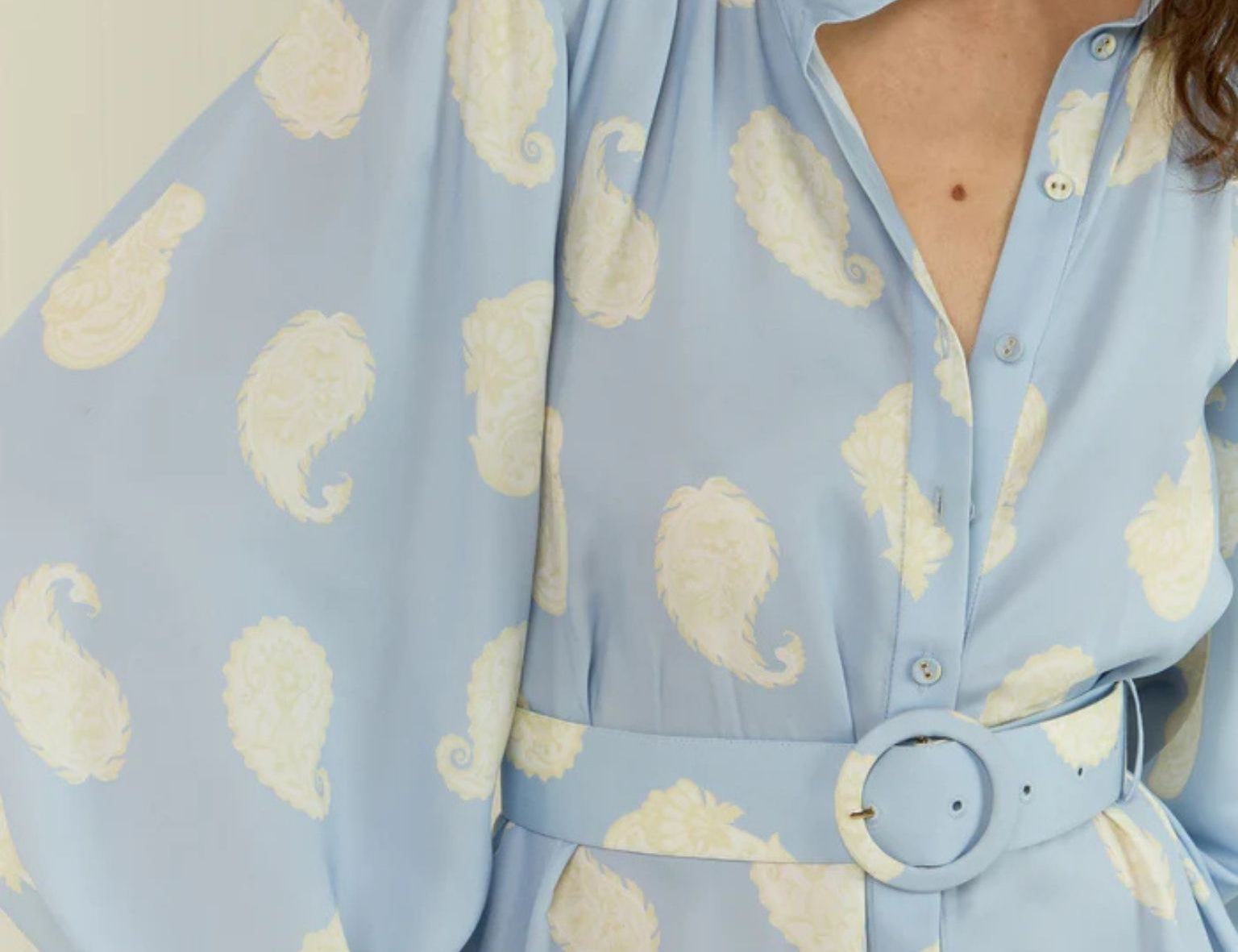 Model wearing Tessie Dress in Periwinkle Paisley print by Palm Noosa – front view, bump and postpartum friendly
