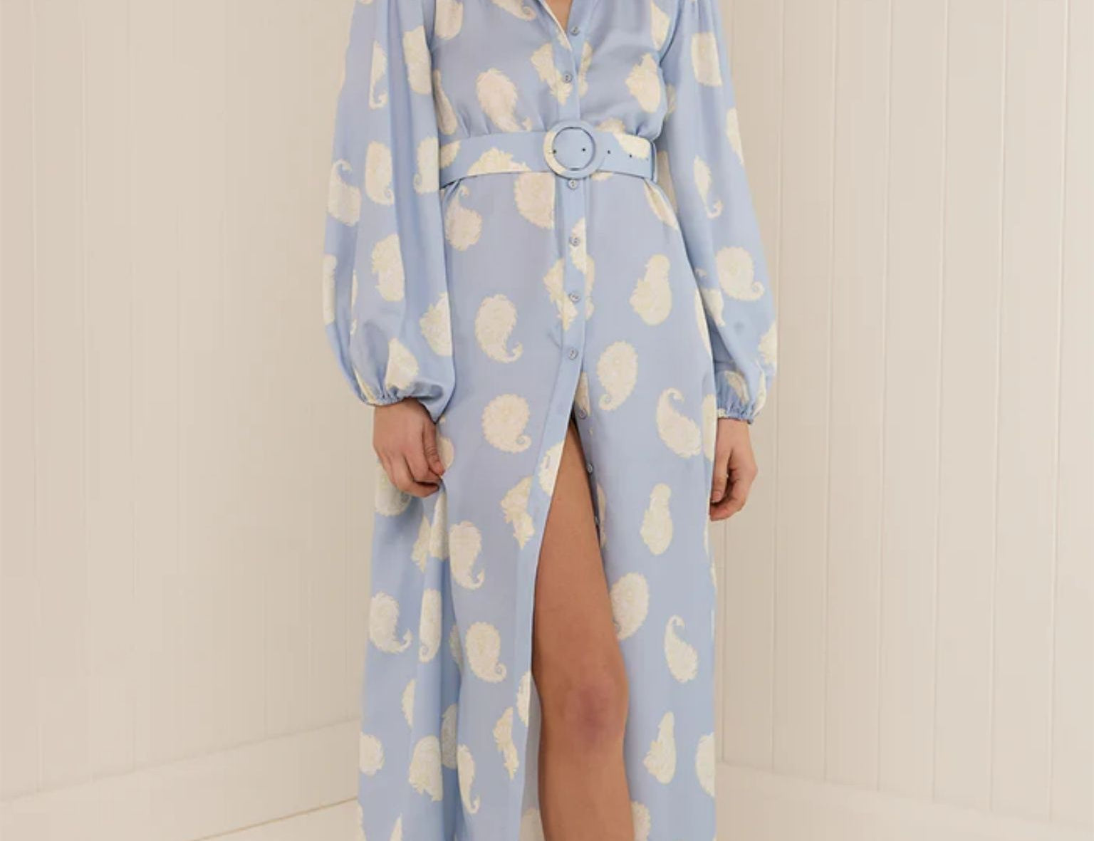Model wearing Tessie Dress in Periwinkle Paisley print by Palm Noosa – front view, bump and postpartum friendly