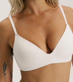 RENUE Moulded Cup Bra Off White 3