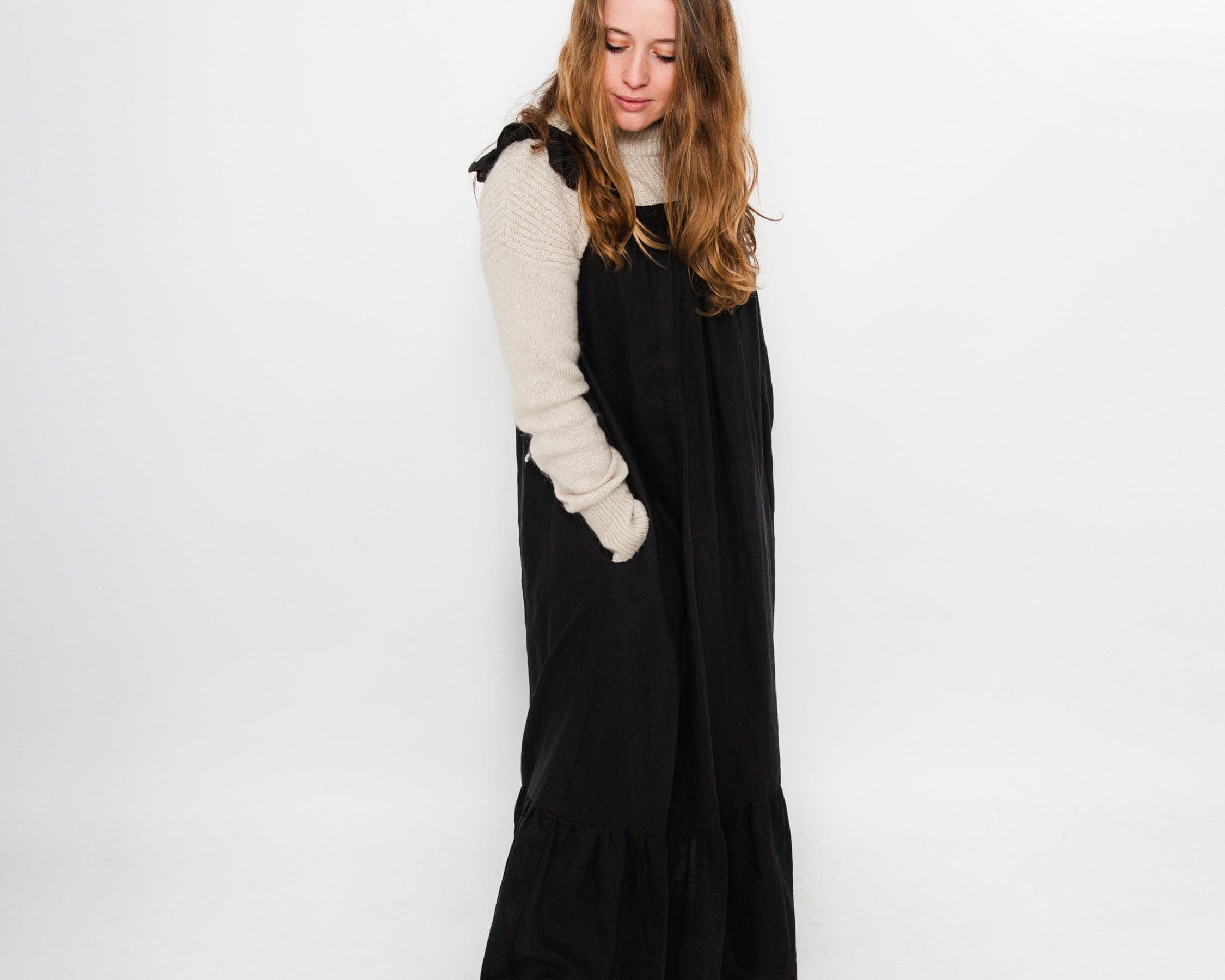 JOURNY Linen Maxi Dress Airi Black 4
