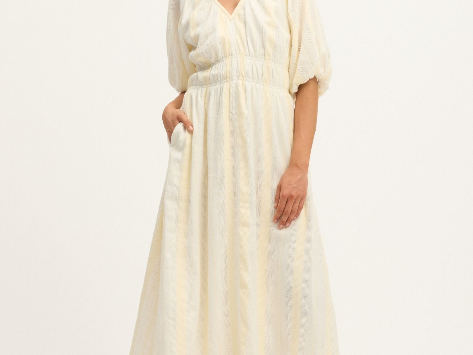 Bella Waffle Maxi Dress in Ecru and White by Summery Copenhagen – bump-friendly cotton maternity summer dress with button-down front