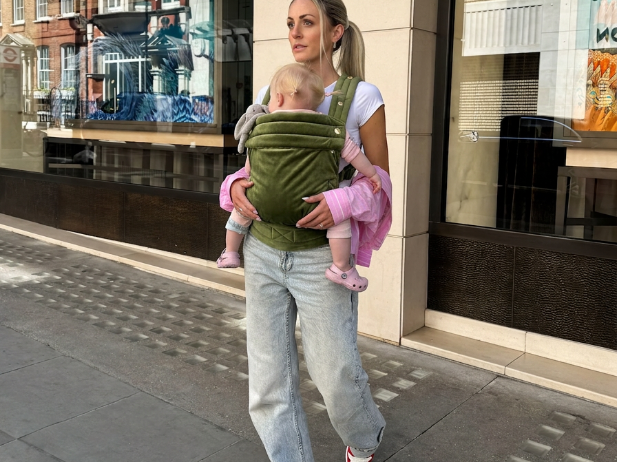 Bizzi Growin Velvet Baby Carrier Cedar Green 2