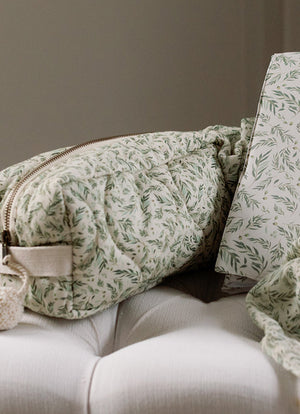 Ralphie Bear Quilted Washbag Willow 3