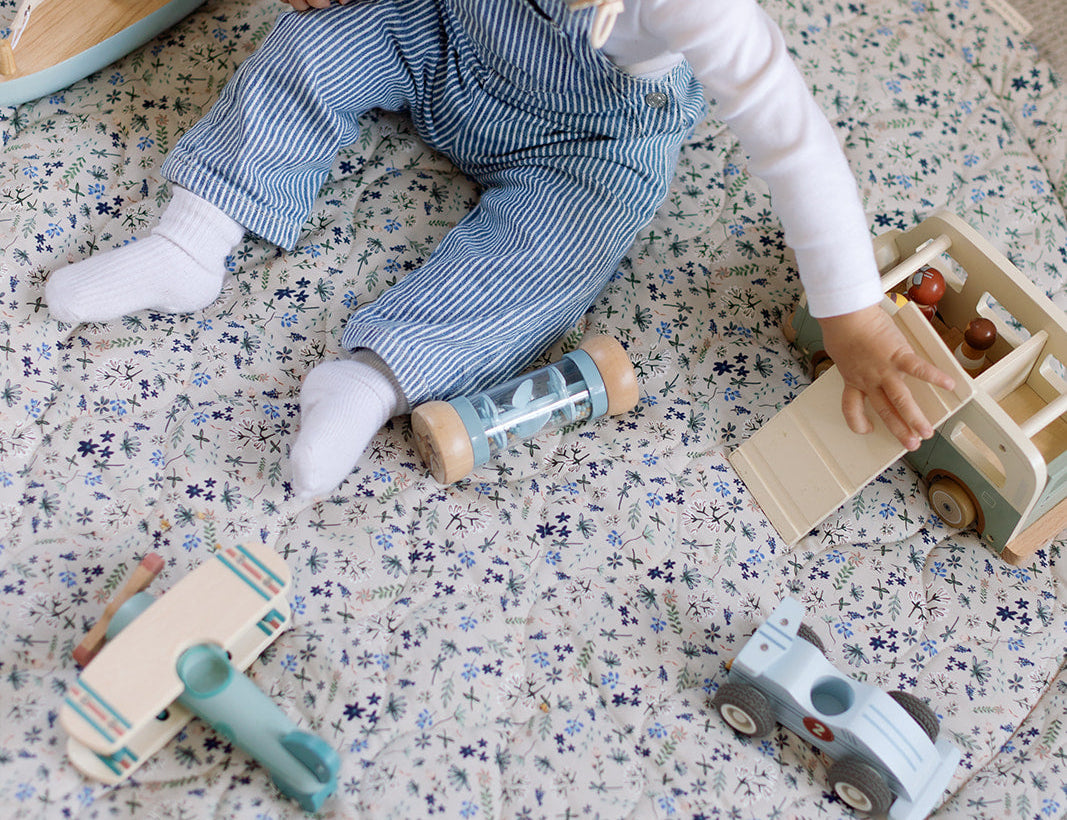 Ralphie Bear Ralphie Bear Wildflower Quilted Playmat 1