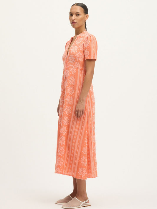 Deborah Waffle Midi Dress in Camelia by Summery Copenhagen – relaxed pink cotton summer dress with button front, great for pregnancy and breastfeeding