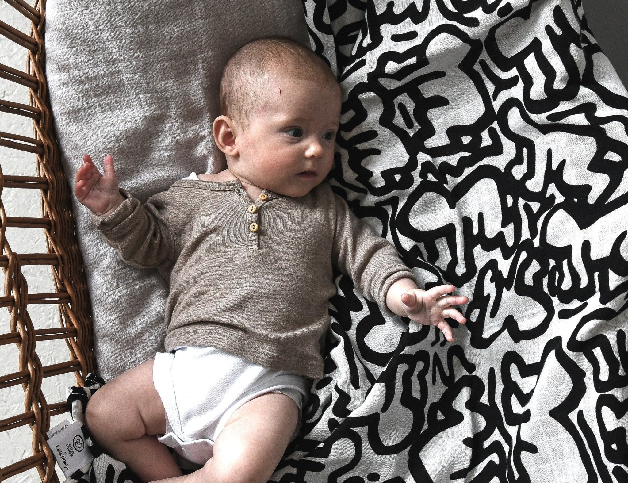Etta Loves Etta Loves X Keith Haring Muslin Blanket Reversible 2