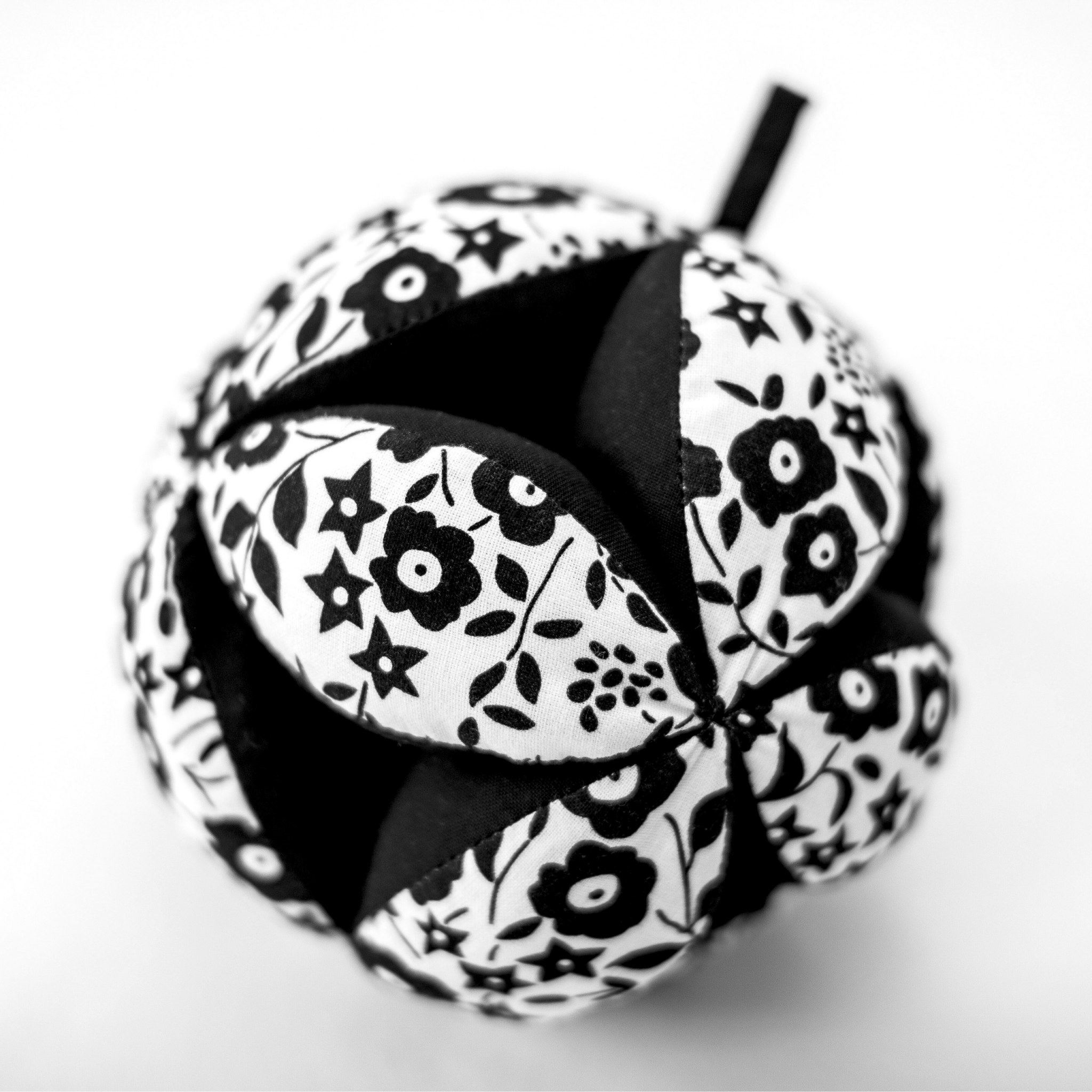 Etta Loves Etta Loves X Liberty Sensory Grasp Ball Suitable From Birth 4