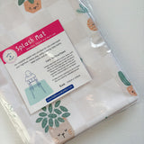 Splash Mat, Pot Plants: folded in clear packaging with a care instructions card, size 110cm x 110cm
