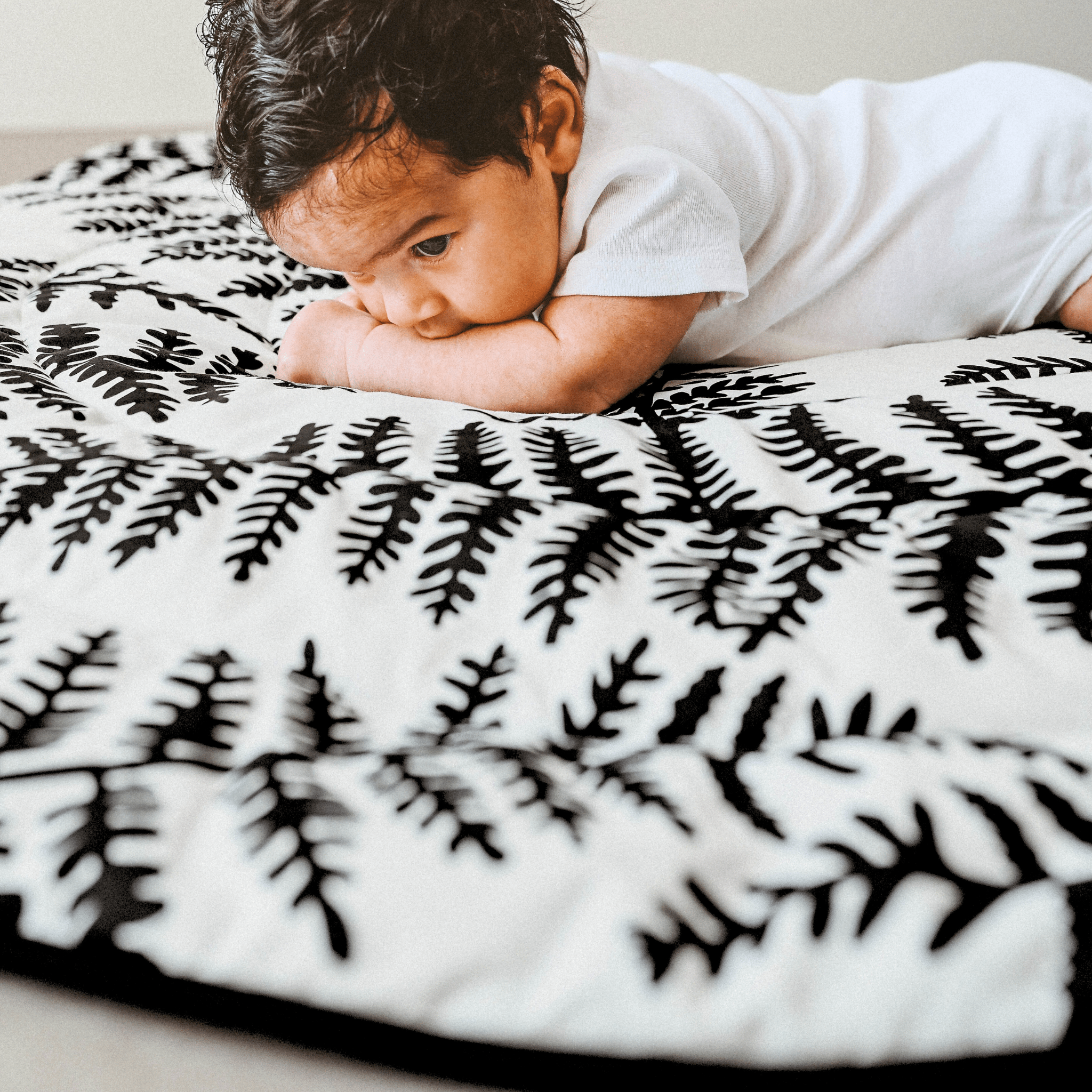 Etta Loves Plant Print Playmat Reversible 2