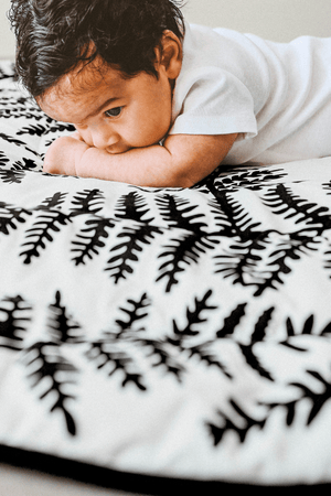 Etta Loves Plant Print Playmat Reversible 2