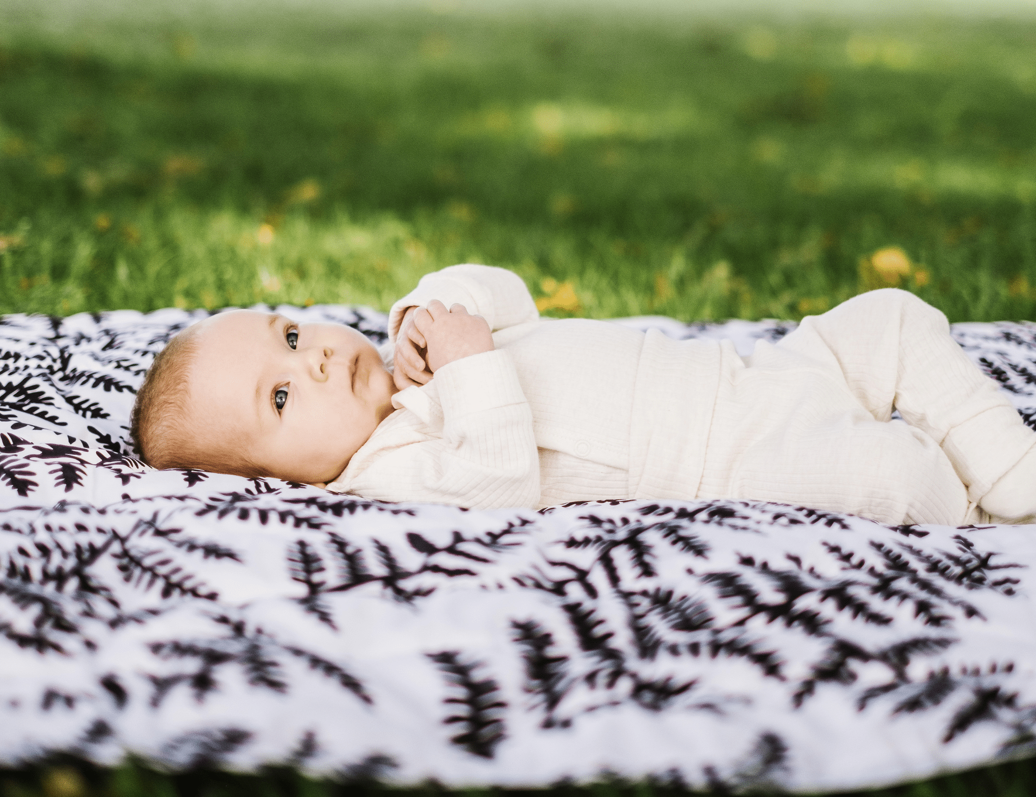Etta Loves Outdoor Playmat 2