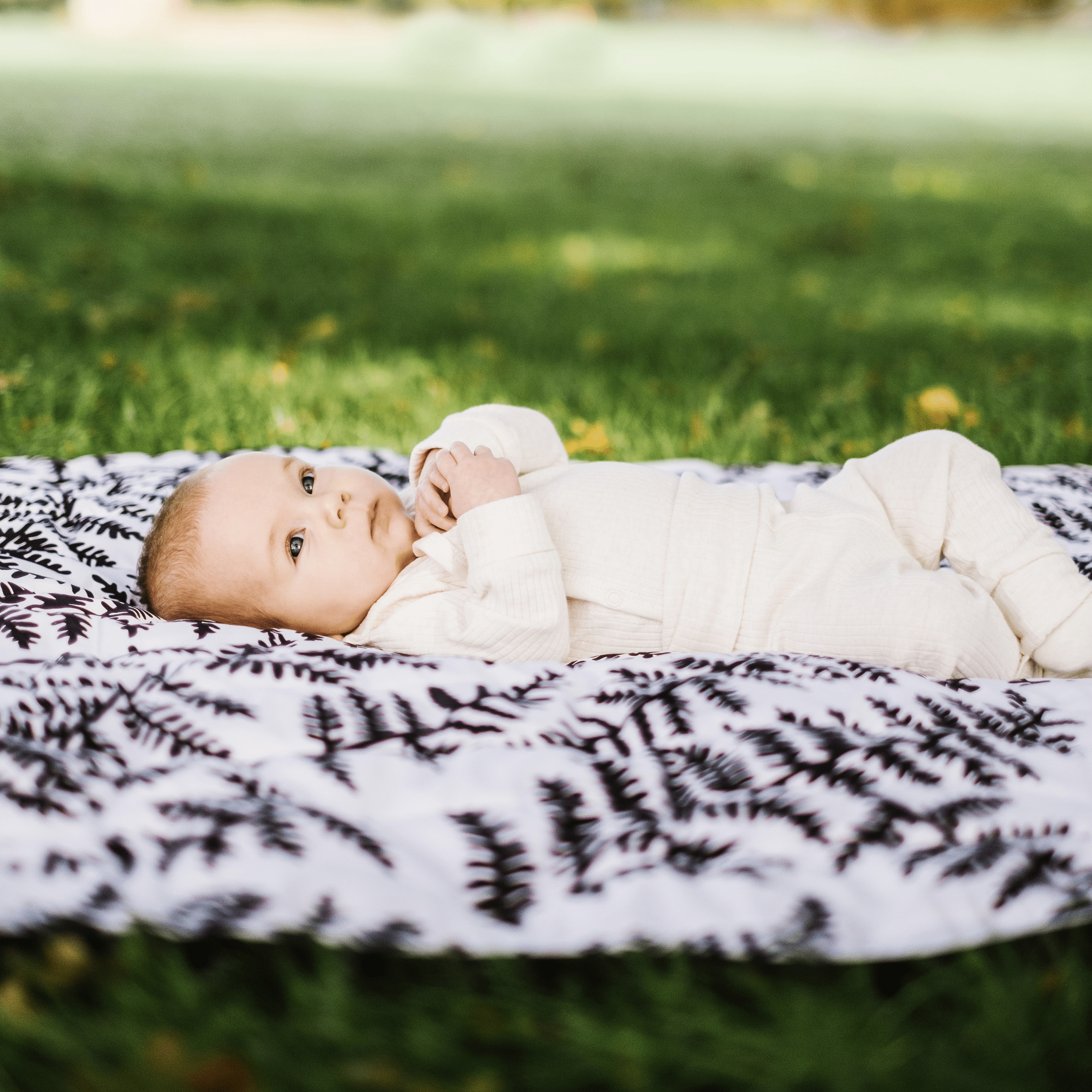 Etta Loves Outdoor Playmat 2