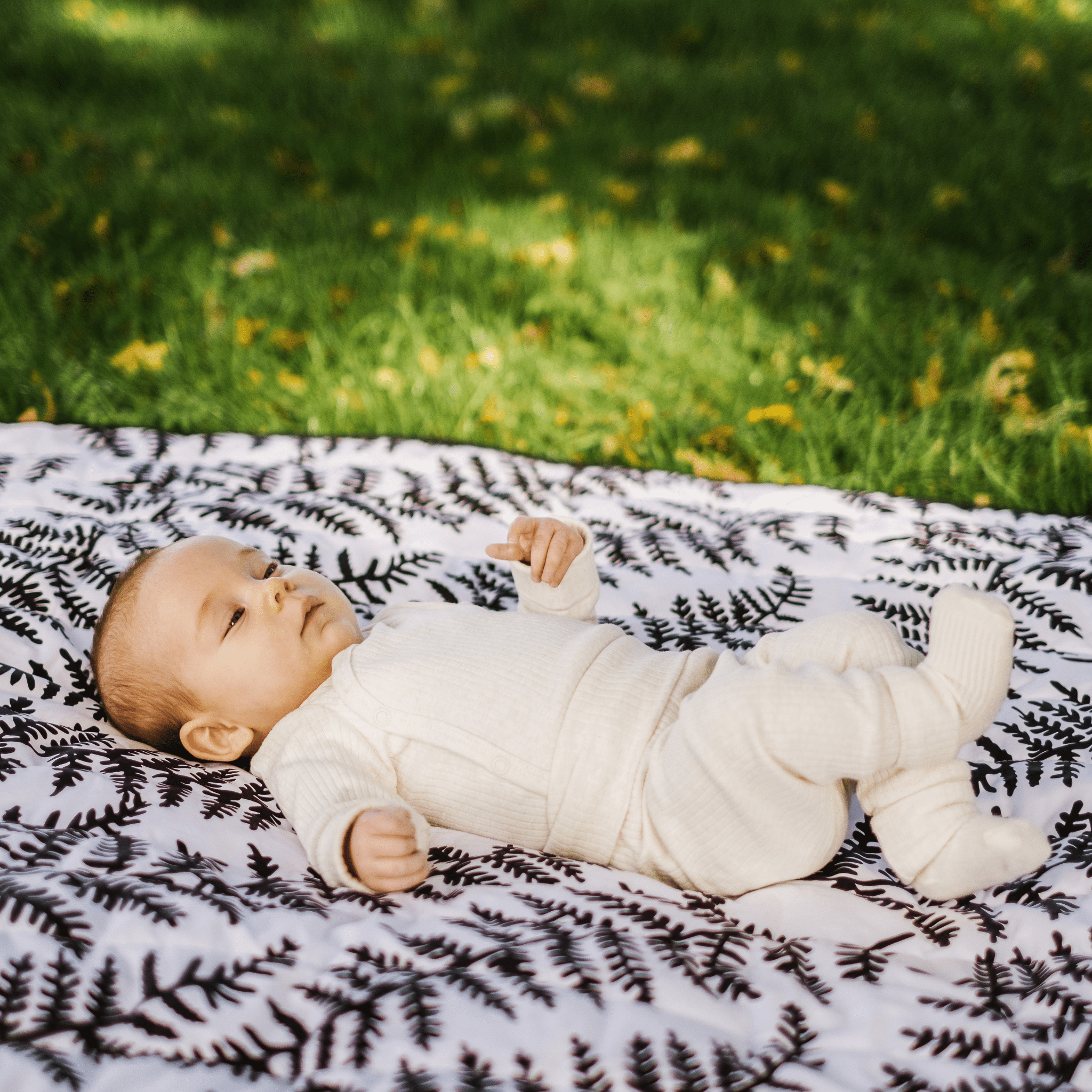 Etta Loves Outdoor Playmat 7