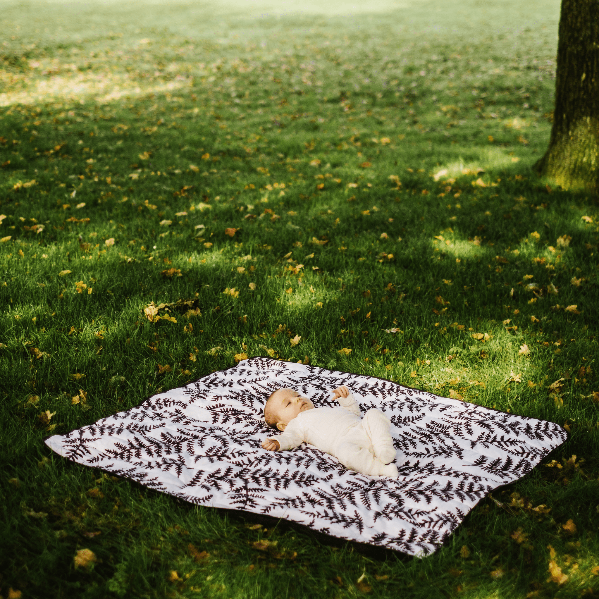 Etta Loves Outdoor Playmat 5