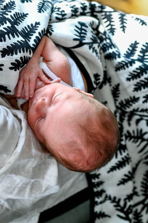 Etta Loves Plant Print Muslin Blanket Reversible 2
