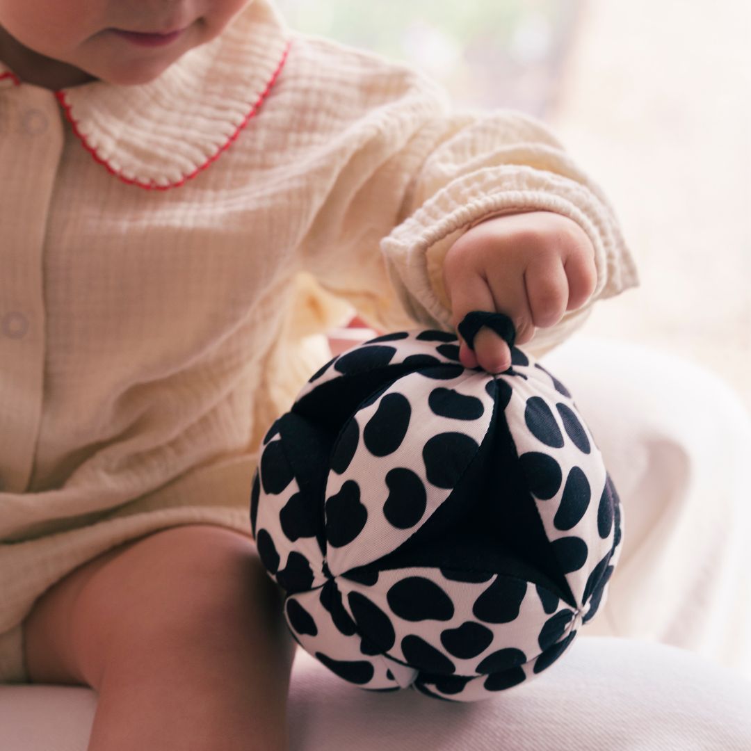 Etta Loves Sensory Grasp Ball 4